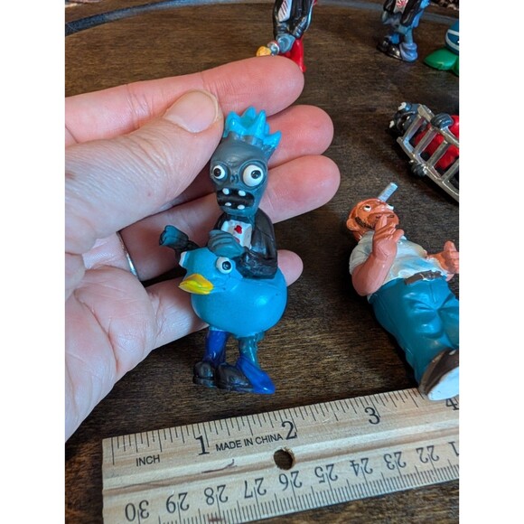 Plants vs Zombies PVC Toy Figures by Jazwares  Lot of 11 3" Inch Cake Toppers - Picture 13 of 13